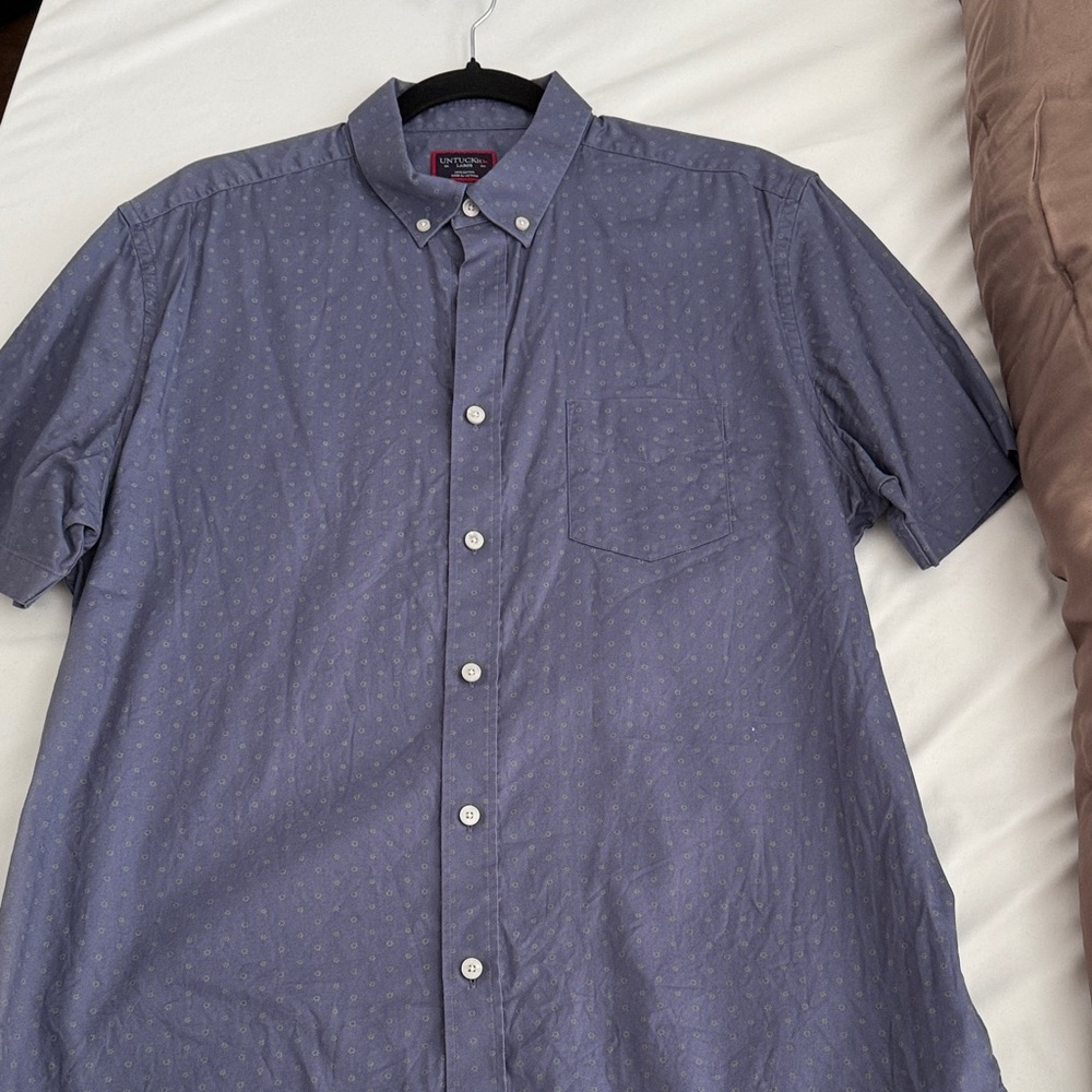 UNTUCKit Men's Blue Casual Button Down Shirt